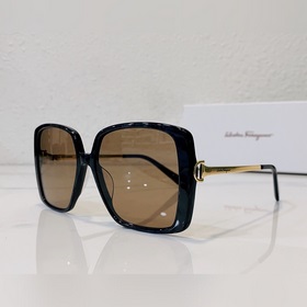 Ferragamo Модель： SF0455W Размер： 56-18-135