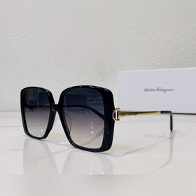 Ferragamo Модель： SF0455W Размер： 56-18-135