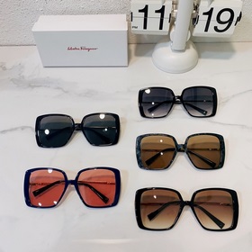 Ferragamo Модель： SF0455W Размер： 56-18-135