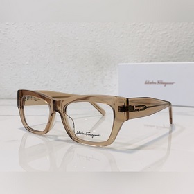 Salvatore Ferragamo Модель： SF2922 Размер： 54/18-145