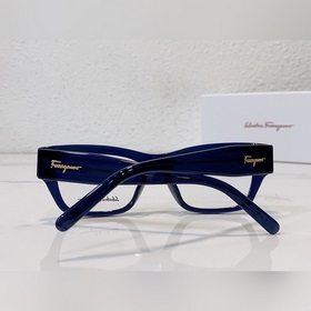 Salvatore Ferragamo Модель： SF2922 Размер： 54/18-145