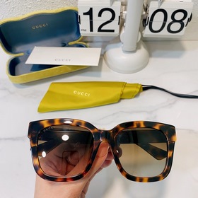 Gucci Модель： GG1338SK Размер： 54х19-145
