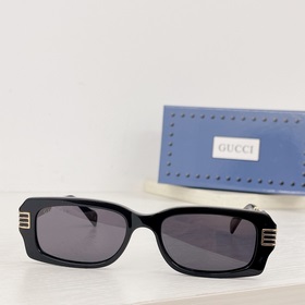 Gucci GG1386S Размер： 53 мм, 18-145 мм