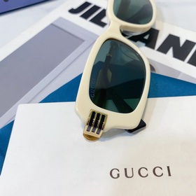 Gucci Модель： GG1386S Размер： 53х18-145