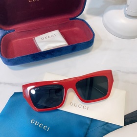 Новейшая модель на официальном сайте Gucci, модель Gucci： GG1296 