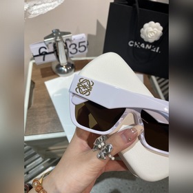 LOEWE Новые солнцезащитные очки в большой оправе, белые LW50042 Р