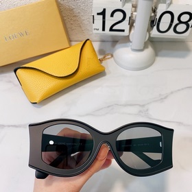 LOEWE Модель： 616487X02 Размер： 51 x 24 x 145