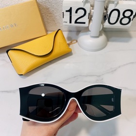 LOEWE Модель： 616487X02 Размер： 51 x 24 x 145