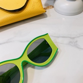 LOEWE Модель： 616487X02 Размер： 51 x 24 x 145