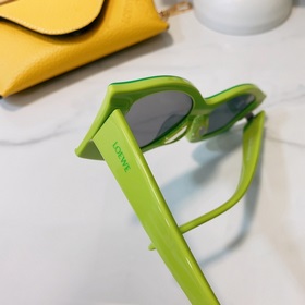 LOEWE Модель： 616487X02 Размер： 51 x 24 x 145
