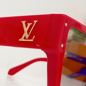 4 Китайский красный LOUIS VUITTON Модель для модного показа, мод
