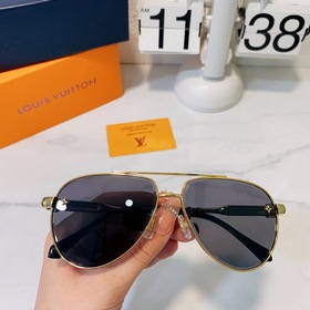 Очки в квадратной оправе Louis VUITTON*Z1227 Размер： 60-14-14.