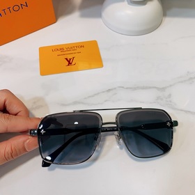 Очки в квадратной оправе Louis VUITTON Размер： 60-14-145