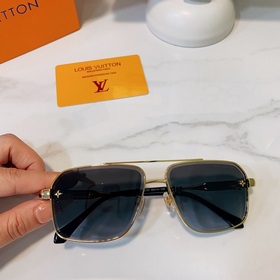 Очки в квадратной оправе Louis VUITTON Размер： 60-14-145