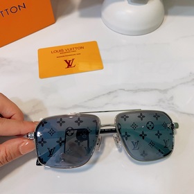 Очки в квадратной оправе Louis VUITTON Размер： 60-14-145