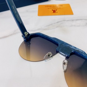 LOUIS VUITTON Модель： Z1902W Размер： 66 x 12 x 145