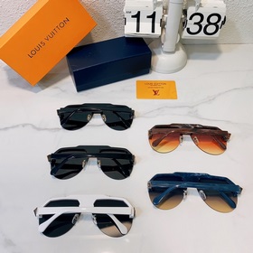 LOUIS VUITTON Модель： Z1902W Размер： 66 x 12 x 145