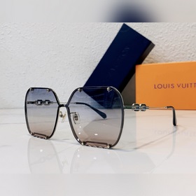 LOUIS VUITTON Z2168E Размер： 55-17-140.