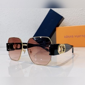 LOUIS VUITTON Модель： Z2566E Размер： 59 x 17 x 140