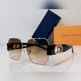LOUIS VUITTON Модель： Z2566E Размер： 59 x 17 x 140