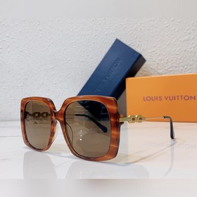 LOUIS VUITTON Модель： Z1312F Размер： 55 x 18 x 140