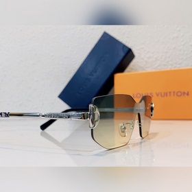 LOUIS VUITTON Модель： Z0553U Размер： 54 x 29 x 140