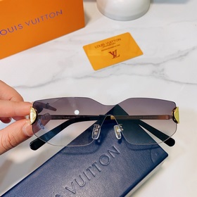 LOUIS VUITTON Модель： Z0553U Размер： 54 x 29 x 140
