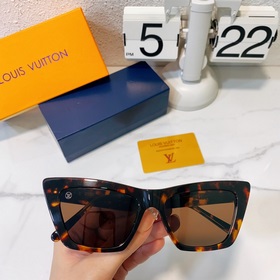 LOUIS VUITTON Модель： Z1723E Размер： 53 x 18 x 145