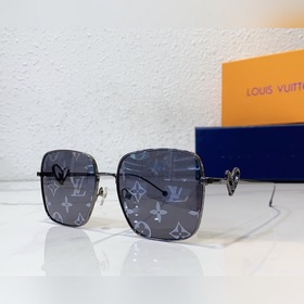 LOUIS VUITTON Модель： Z1879U Размер： 58х17х145