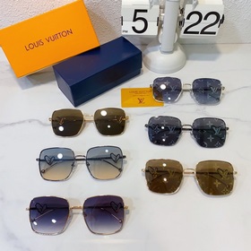 LOUIS VUITTON Модель： Z1879U Размер： 58х17х145