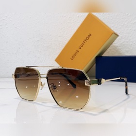 LOUIS VUITTON Модель： Z1834U Размер： 61 x 15 x 145