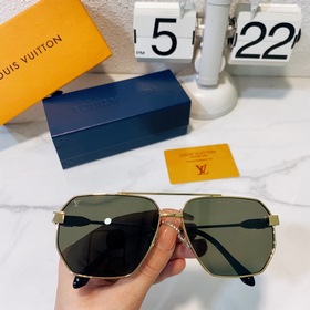 LOUIS VUITTON Модель： Z1834U Размер： 61 x 15 x 145
