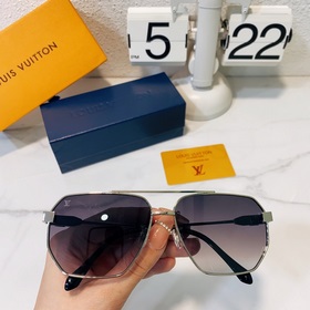 LOUIS VUITTON Модель： Z1834U Размер： 61 x 15 x 145