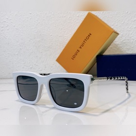 LOUIS VUITTON Модель： Z1830U Размер： 54 x 20 x 142