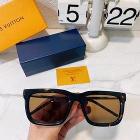 LOUIS VUITTON Модель： Z1830U Размер： 54 x 20 x 142