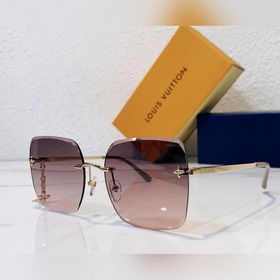 LOUIS VUITTON Модель： Z1736E Размер： 61 x 17 x 145