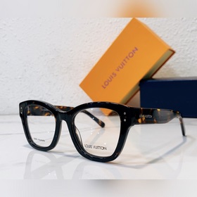 1 LOUIS VUITTON Модель： 8819 Размер： 54-21-145