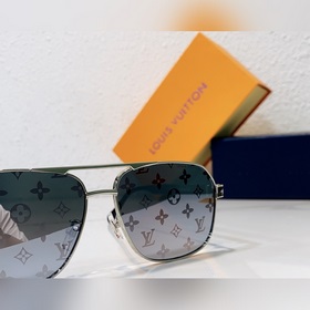 Квадратная сумка LOUIS VUITTON Модель： Z1223 Размер： 61х14х142