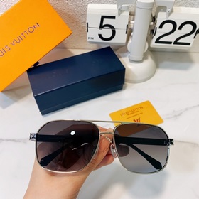Квадратная сумка LOUIS VUITTON Модель： Z1223 Размер： 61х14х142