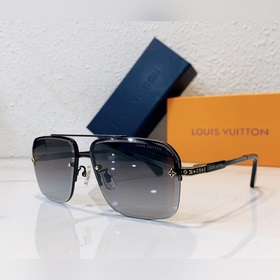 Квадратная сумка LOUIS VUITTON Модель： Z1221 Размер： 61 x 14 x 14
