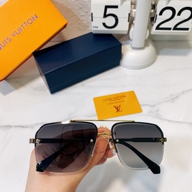 Квадратная сумка LOUIS VUITTON Модель： Z1221 Размер： 61 x 14 x 14