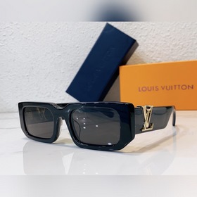 Louis Vuitton Модель： Z2311E Размеры： 54-21-145