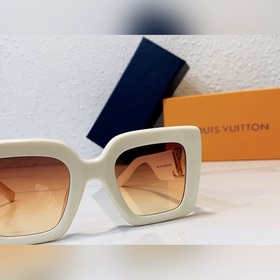 LOUIS VUITTON Модель： Z2301U Размер： 48х25-145