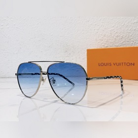 LOUIS VUITTON Модель： Z1795U Размер： 64х13-142