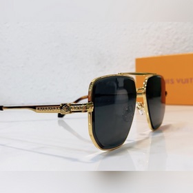 Квадратная сумка Louis Vuitton ITT ON*Z1739 Размеры： 58-18-143