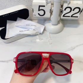 MARC JACOBS Модель： MJ423/S Новинка на официальном сайте. Делов