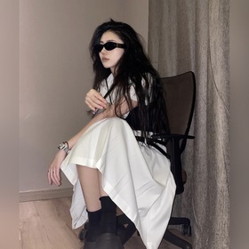 Очки Miu с эффектом «включенного чита» Очень стильные в черном ц