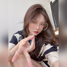 MIU Пришло Большие оправы лучше подчеркивают форму лица Выгляди
