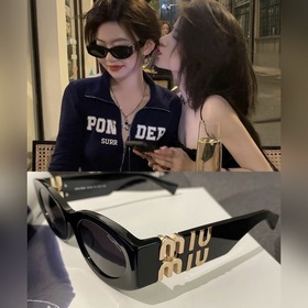Очки Miu с эффектом «включенного чита» Очень стильные в черном ц
