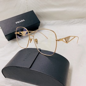 Солнцезащитные очки Prada Модель： SPR22 Размер： 58-16-140